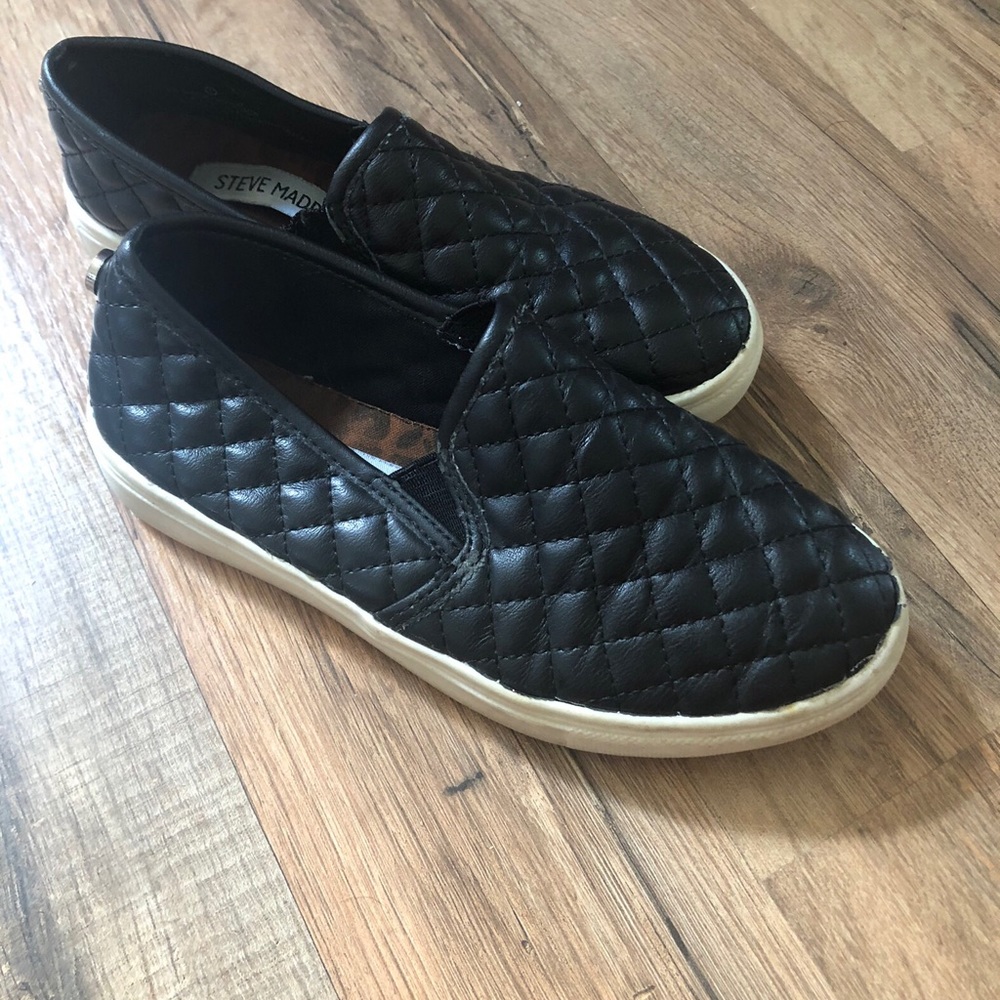 Girls shoes